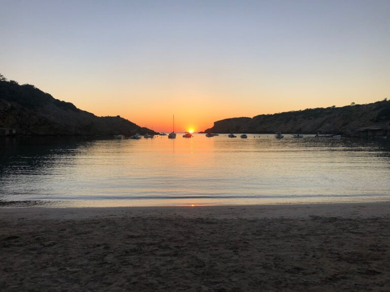 Yogalehrerausbildung auf Ibiza 2025